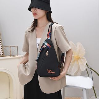 Thời trang Niche Phong cách thể thao thông thường Túi Messenger Du lịch phù hợp Túi đeo vai nhẹ Túi đeo ngực đi lại