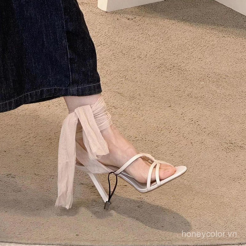 Niche Strappy Tuyệt Đẹp OpenToe Xăng đan Cao Gót Cho Nữ Mùa Hè 2026 Phong Cách Mới Phù Hợp Với Váy Phong Cách Pháp Giày Đơn