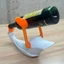 SA Artistic Geese Designs Giá đựng chai nhựa Giá đỡ chai nước uống Hoàn hảo để trang trí phòng ăn và tiệc tùng