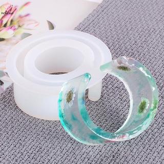 Vòng tay DIY từ khuôn silicon, tạo hình tròn đẹp mắt