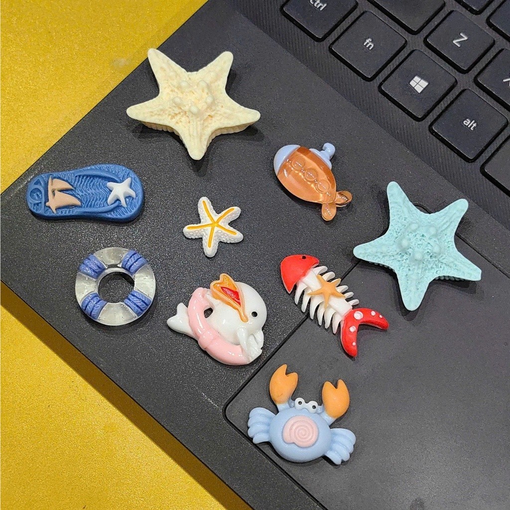 Set Charm Đại Dương Lung Linh Sao Biển, Rùa Xanh, Cua Đỏ, Dép Biển, Vỏ Sò, Bình Nước, Xương cá trang trí dép siêu cute