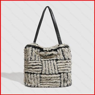 GC2 2026 Phong Cách Nhật Bản Túi Đeo Vai Nữ Mới Thiết Kế Thời Trang Và Đa Năng Túi Tote Đi Lại CG2