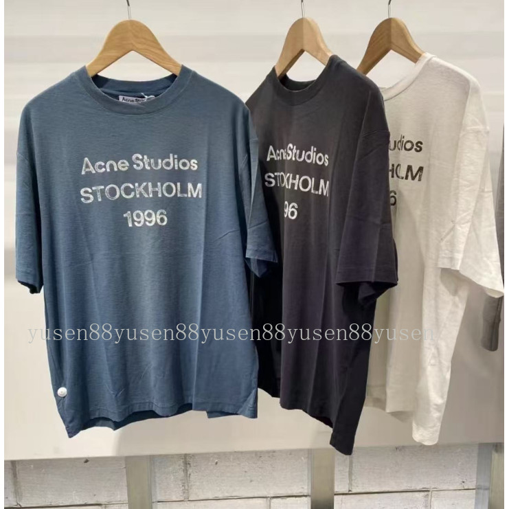 Áo thun cổ tròn tay ngắn unisex với logo retro từ serie 1996