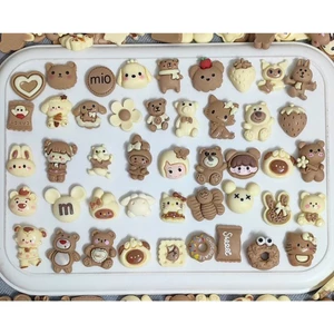 Set Charm gắn dép theo tone màu: Gấu nâu cute