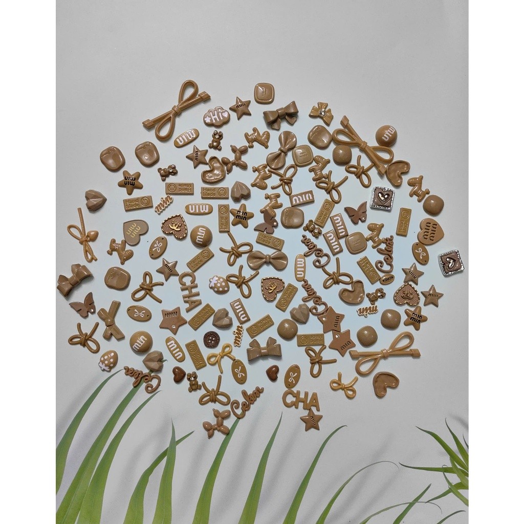 Set charm giả kim theo Tone màu: Charm tone màu nâu