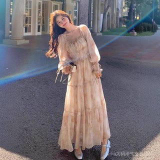 Váy hoa mùa xuân-hè cho người plus-size, cổ vuông và tay phồng voan mềm mại