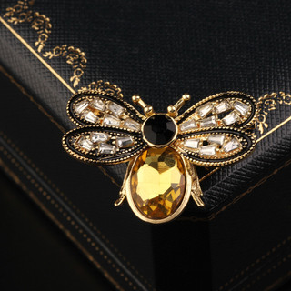 Hộp quà PE | Little Bee Crystal Trâm Cài Cao Cấp Phù Hợp Với Corsage Chống chói Khăn Lụa Khóa