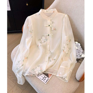 Áo sơ mi voan thêu hoa phong cách retro Trung Hoa, mỏng nhẹ dành cho mùa xuân - hạ, dáng dài tay phù hợp mix cùng váy hoặc top.