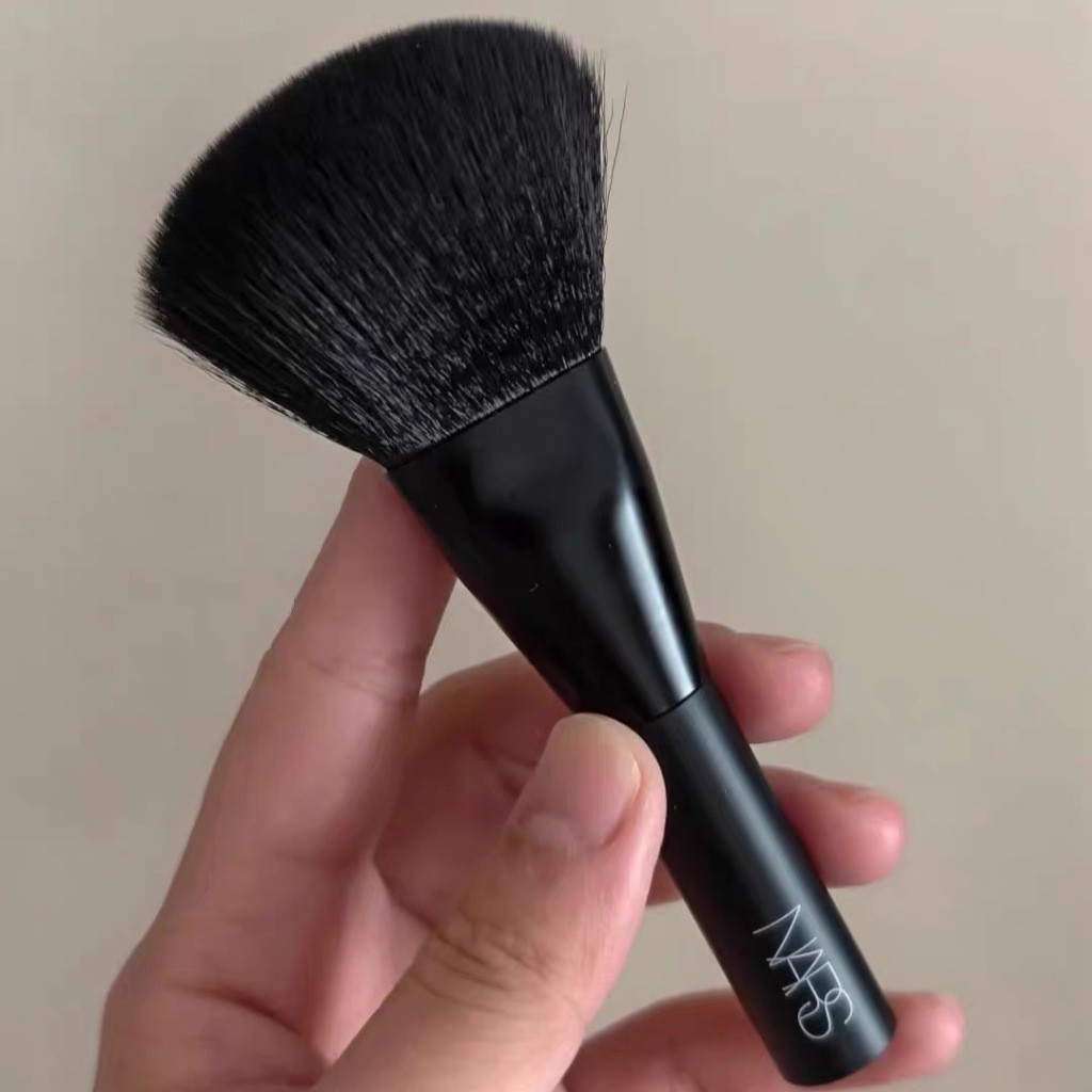 Bàn chải má hồng Mini NARS Powder Brush Chính Hãng