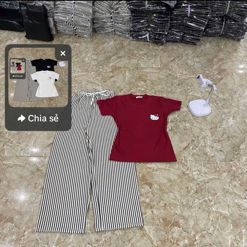 Sét bộ  quần suông đũi xốp kẻ vằn+ phối áo Phông CROPTOP kiti in nguuc tăm ngắn