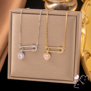Mặt dây chuyền hình trái tim zircon, thép titan sang trọng