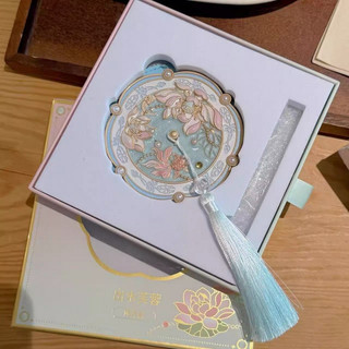Gương Cầm Tay Nước Calla Lily Trang Điểm Di Động Đa Năng Cho Bé Gái