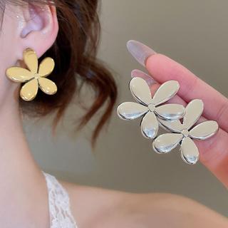 Bông tai nơ hoa, Bông tai thời trang, đơn giản và đa năng