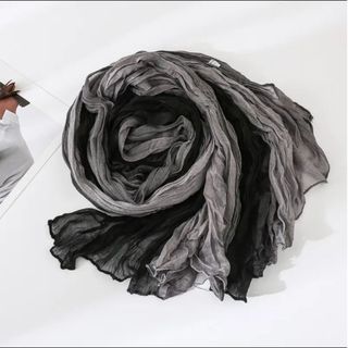 Khăn xếp ly nghệ thuật MKYCO, chất liệu cotton và lanh, thiết kế gradient sang trọng, phù hợp cho mùa thu đông