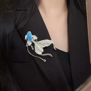Trâm cài cá trắng pha lê nàng tiên cá sâu biển - Phụ kiện sang trọng cho nữ trang sức