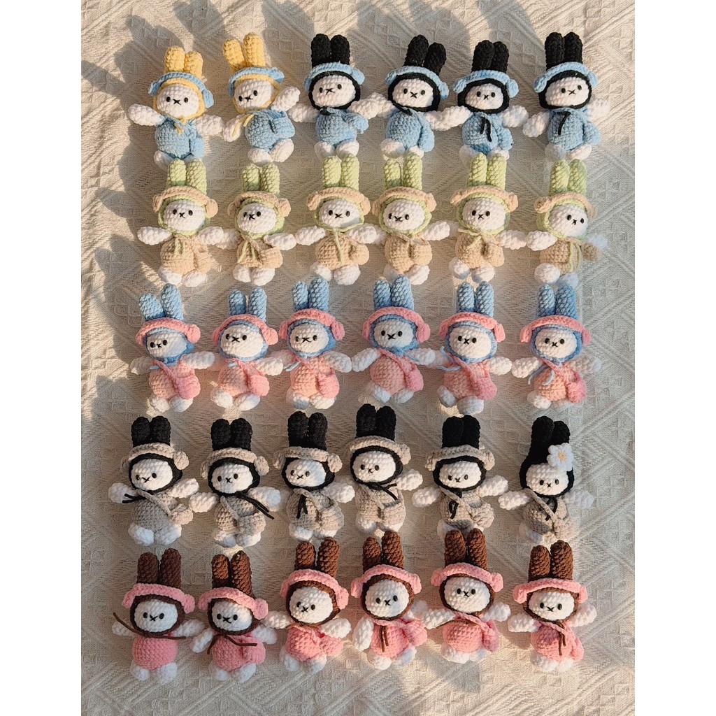 Móc Khoá Len Nhung Thỏ Miffy Mang Yếm Đeo Tai Nghe Headphone Quà Tặng Handmade Dễ Thương