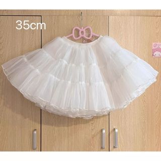 Nữ Đầm Ba Lệ Gothic Style với Thiết Kế Sling và Hỗ Trợ Gạc