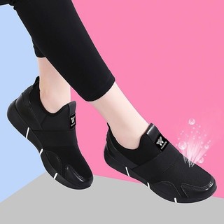 Giày Mẹ Đế Mềm Nữ 22 Mùa Hè Một Chân Giày Nữ Trung Niên Phối Ren Giày Thể Thao Thường Ngày JJCCZ