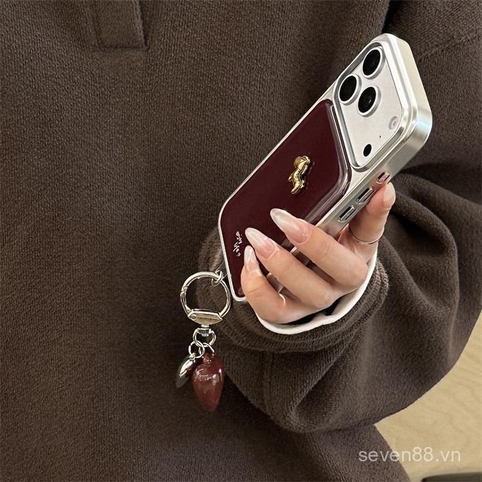 Ốp Điện Thoại Thích Hợp Cho iPhone 11 12 13 14 15 16 17 Pro max Plus Air Burgundy Metal Pony Chain Vỏ Bảo Vệ Chống Sốc Bao Gồm Tất Cả AEG9
