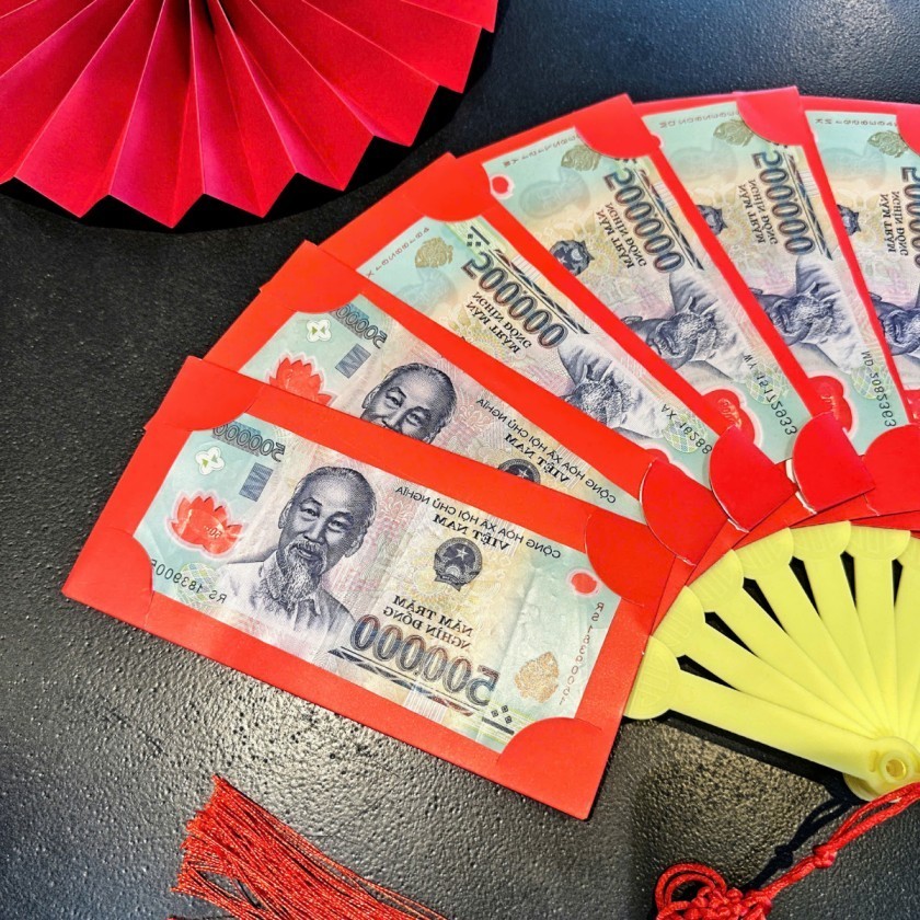 Lì xì quạt 10 ngăn, dây treo đỏ, chất cứng - Lì Xì / Lì Xì Quạt，Xoè Quạt / Quạt，Gấp Gọn， 10 Ngăn，Quà Tặng Bất Ngờ