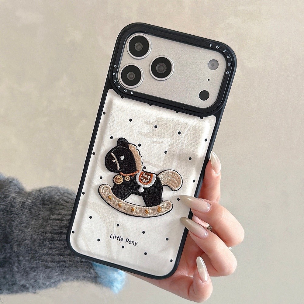 Ốp Điện Thoại Da Nhung Thêu 3D Ngựa Cho iPhone 17 Pro Max 16 15 14 13 Vỏ Bảo Vệ Chống Sốc