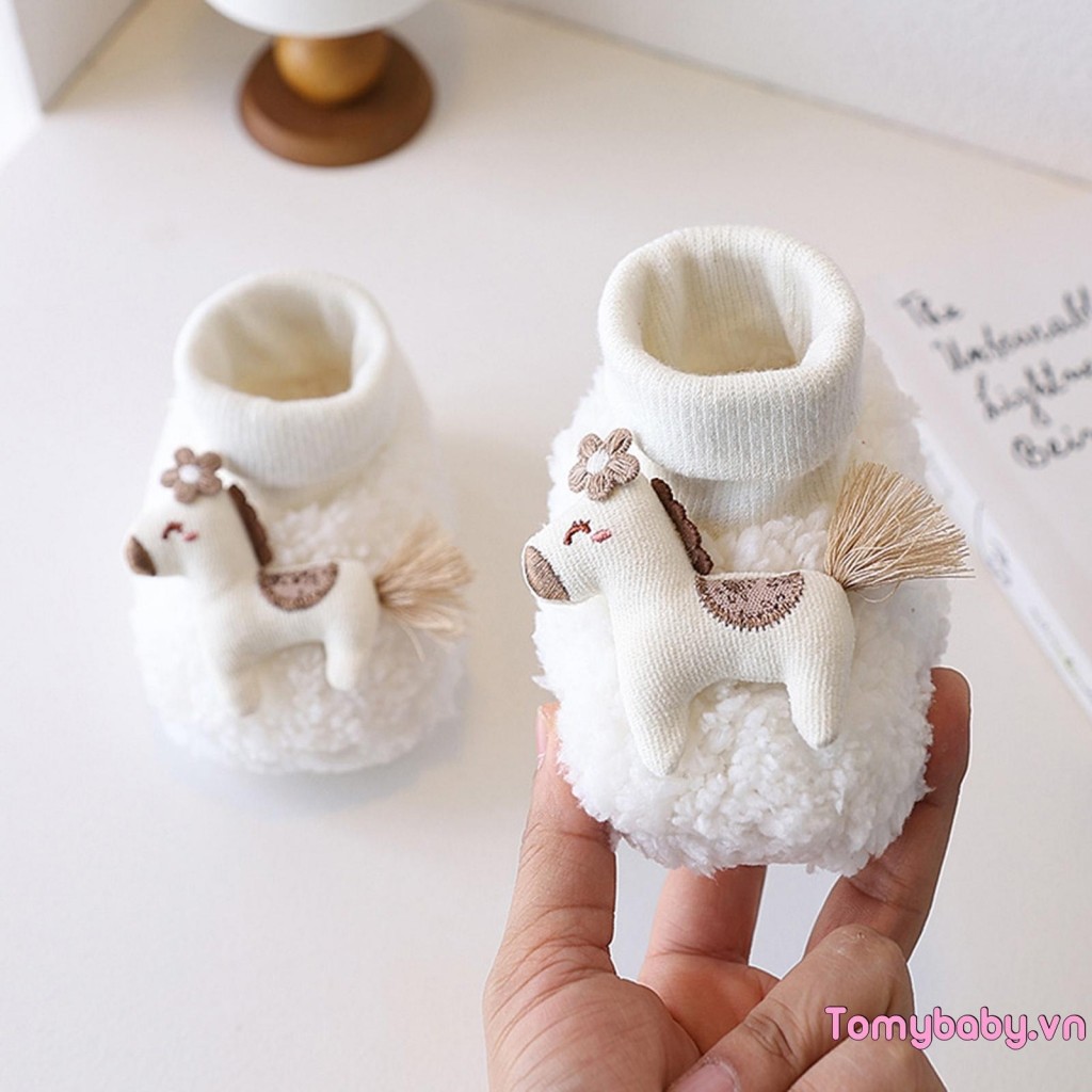 Giày Đi Bộ Đầu Tiên Cho Bé Sang Trọng Hoạt Hình Dễ Thương Thiết Kế Động Vật Đế Mềm Chống Trơn Trượt Cho Trẻ Sơ Sinh Giày Đế Bằng Cho Mùa Đông