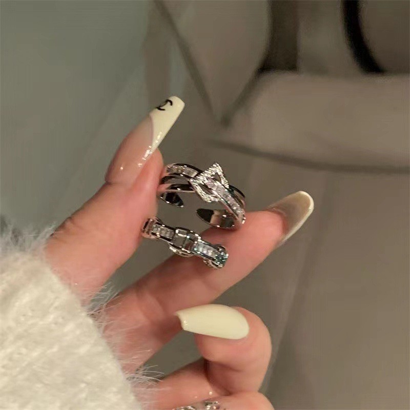 Nhẫn zircon nữ sang trọng, sành điệu - Thiết kế độc đáo trên Instagram
