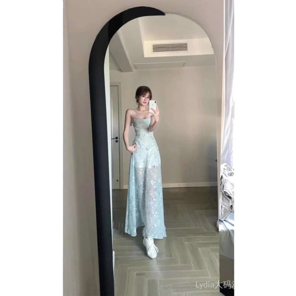 [Giảm giá 10%] Váy dây đeo hoa chất liệu tốt dành cho nữ - Perfect cho kỳ nghỉ ven biển