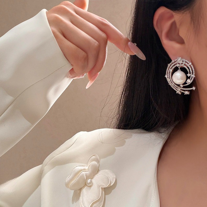 Bông Tai Zircon Ngọc Trai Tua Rua Phong Cách Mới