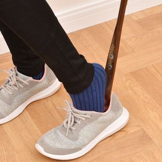 Sừng Giày KANGN, Tay Cầm Cực Dài Dễ Dàng Trên Shoehorn, Treo Giày Di Động Bằng Gỗ Nâng Cho Người Cao Tuổi