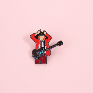 Ba lô và quần áo retrorock AC/DC với hình ảnh Angus Young, phù hợp cho người yêu nhạc