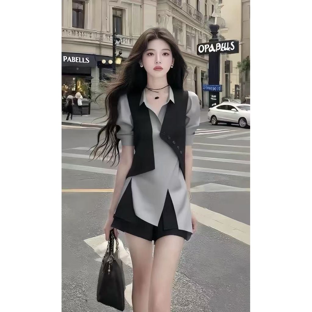 <![CDATA[Đồ bộ hai món cổ áo polo độc đáo, màu xám ngắn tay]]>