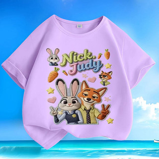 Áo thun cổ tròn thoải mái được thêu hình Judynick của Disney, được thiết kế dành riêng cho bé gái.