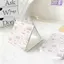 Thỏ con đáng yêu với hoa văn vỡ vụnTiện lợi cho làm đẹp & du lịch Gương gấp đa năng, gọn nhẹ