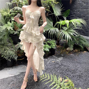 Đầm Sling Sang Trọng Cổ Tích Đi Biển Váy Kỳ Nghỉ Nữ Mùa Hè Không Đều Xù Váy Dài