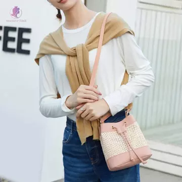 Women's Woven Straw Bag – Large, for the Beach