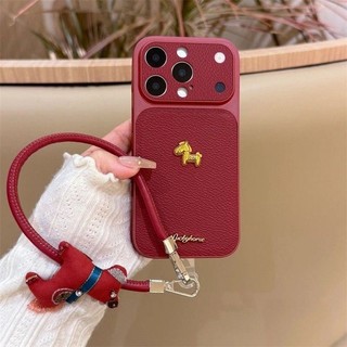 Năm Mới Họa Tiết Da Lê Màu Đỏ Nhỏ Ngựa Vàng Điện Thoại Di Động Cho iPhone17 16 15 14 13 Pro Max Chống Sốc Bảo Vệ Camera Chống Rơi Ốp Lưng Cứng