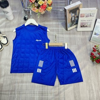 Bộ thể thao dành cho bé trai 15-45kg mẫu SPOT. Thiết kế 3 lỗ thoáng mát. HE37