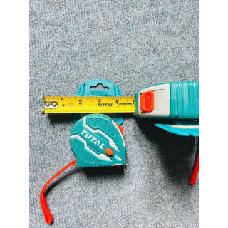 Thước kéo thép nền vàng Total TMT126031 TMT126051 TMT126052 TMT126081 TMT126101