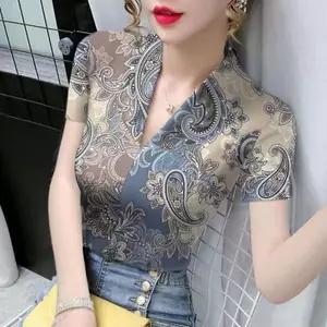 Áo thun nữ cổ chữ V slim-fit chất liệu lụa lạnh, phong cách phương Tây, xu hướng xuân hè