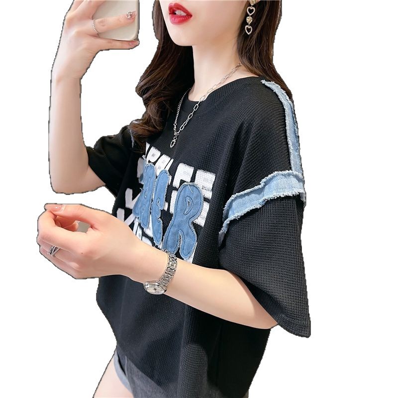 Áo thun denim phối vải chắp ghép dành cho nữ, in chữ thời trang, cổ tròn, dáng rộng, cỡ lớn, trẻ trung và giản dị