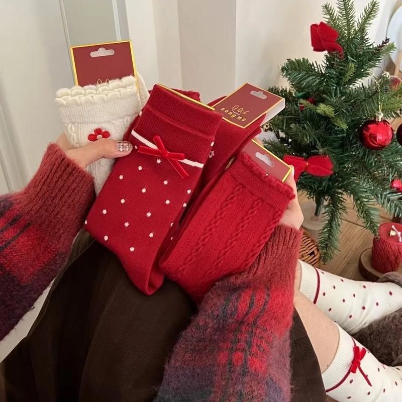 Tất 2026 Màu Trắng Đỏ Thêu Nơ Dành Cho Nữ Cotton Nhung Mềm Mịn Phong Cách Hàn Quốc Style Thể Thao Năng Động