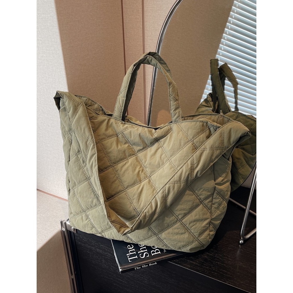 Túi đeo vai nữ vải nylon 2024 phong cách mới, kim cương thêu ren, đeo chéo/tote/ngang, lớn