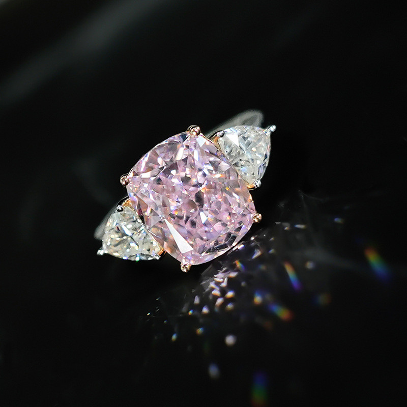 Nhẫn nữ zircon hồng phong cách đơn giản, ánh sáng lung linh như bầu trời đầy sao