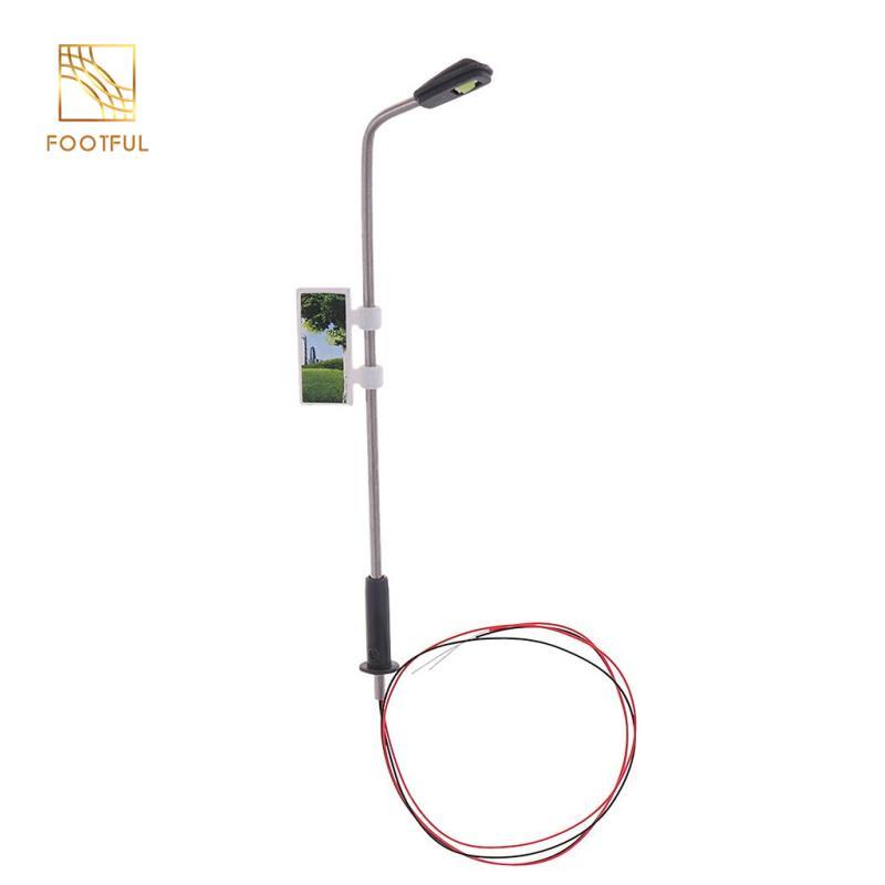 20 Chiếc Mini Mẫu Đường Sắt Lamppost Đèn 11cm Đèn Đường HO Cân 3V 1: 100