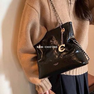 Túi Chio Hobo Rút Eo Trám Tag C Size 28