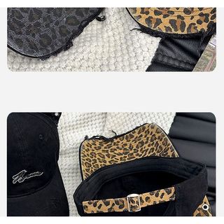 2026 Retro Da Báo In Tai Mèo Mũ Bóng Chày Nữ Retro Lỗ Đạt Đỉnh Mũ Hợp Thời Trang Đầu Lớn Chu Vi Mặt Nhỏ