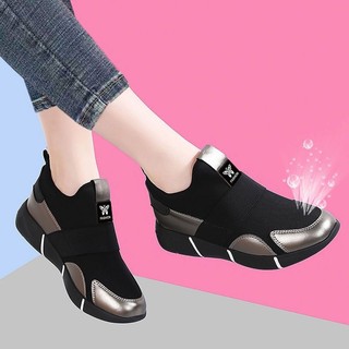 Giày Mẹ Đế Mềm Nữ 22 Mùa Hè Một Chân Giày Nữ Trung Niên Phối Ren Giày Thể Thao Thường Ngày JJCCZ