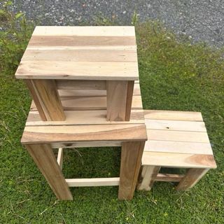 Combo 3 Ghế gỗ. Ghế chàm gỗ tự nhiên. Ghế đẩu. kícḣ thước  25x25 cm. ghế lau dầu màu gỗ tự nhiên. Và ghế phun PU sơn màu