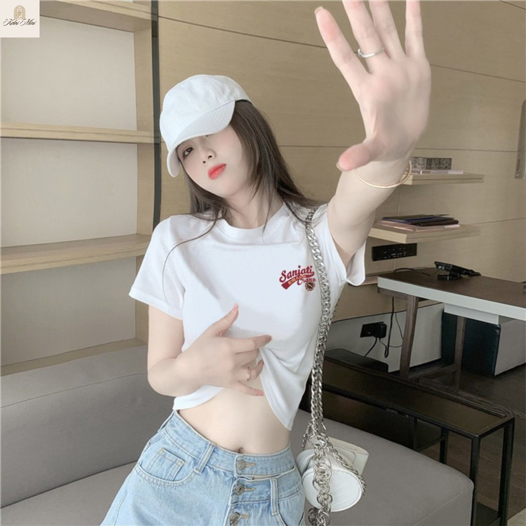 Áo thun nữ tay ngắn cổ tròn, thiết kế đơn giản, mềm mại và thoải mái.